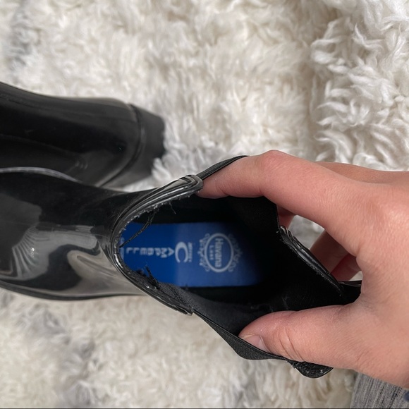 Jeffrey Campbell rain boots 9 shiny black rubber winter waterproof Chelsea - Picture 7 of 8